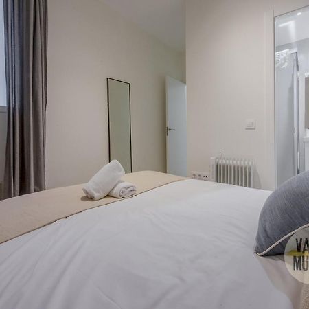 Nuevo Apt De 7 Pax En El Corazon De Malasana Madrid Bagian luar foto