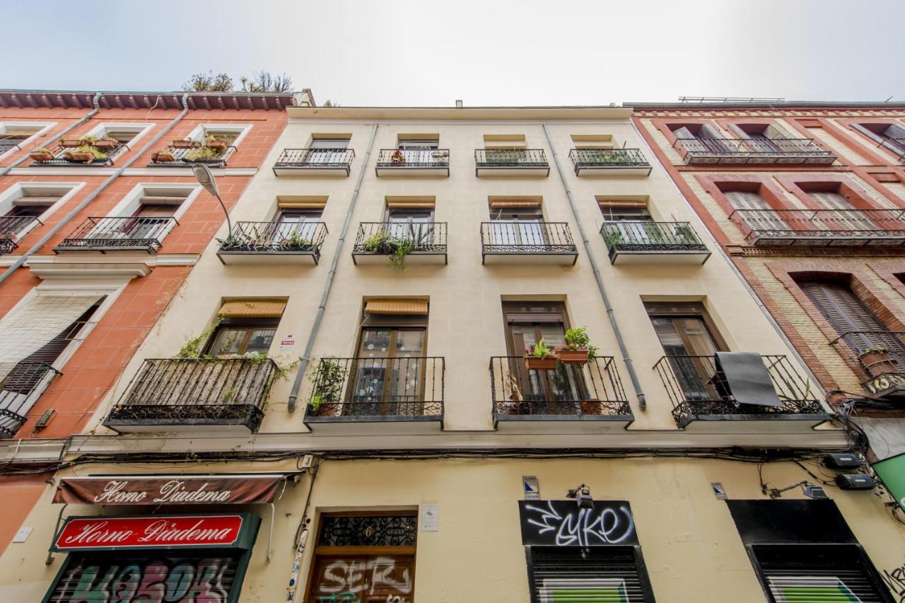 Nuevo Apt De 7 Pax En El Corazon De Malasana Madrid Bagian luar foto